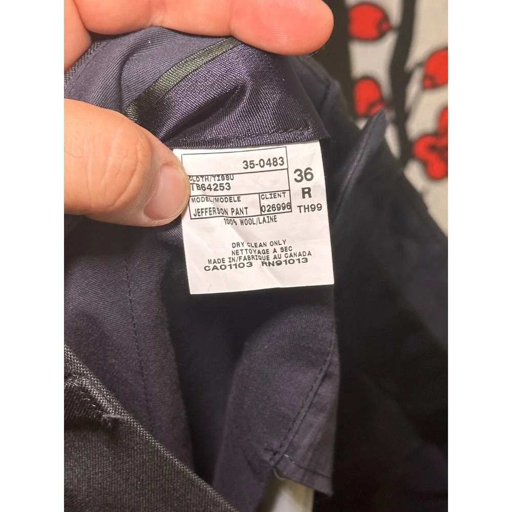 TED BAKER London Jefferson 100% Wool Gray Flat Front Dress Pants 36R 36x33‎